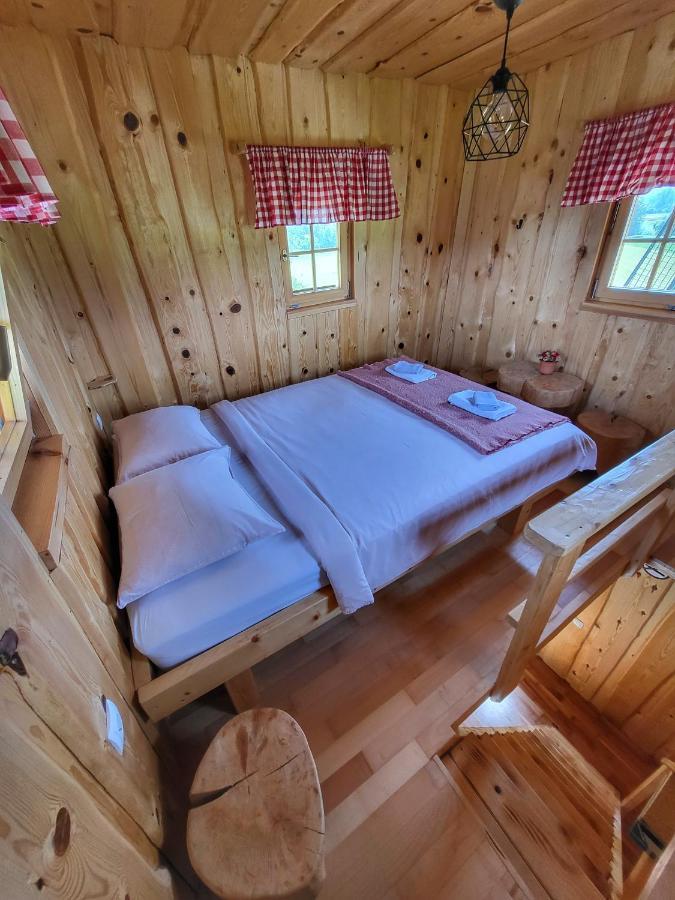Unique Wooden Holiday House In Nature Lukovica pri Domžalah Esterno foto