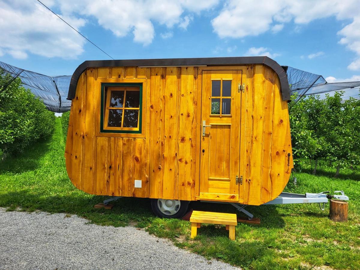 Unique Wooden Holiday House In Nature Lukovica pri Domžalah Esterno foto