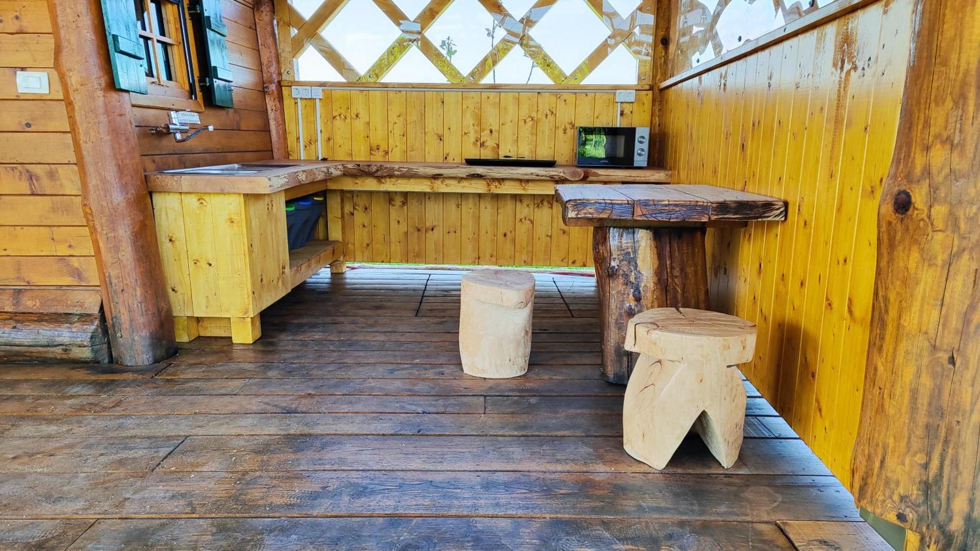 Unique Wooden Holiday House In Nature Lukovica pri Domžalah Esterno foto